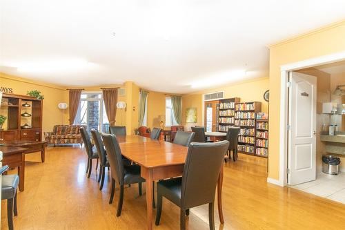 403-303 Whitman Road, Kelowna, BC - Indoor Photo Showing Dining Room