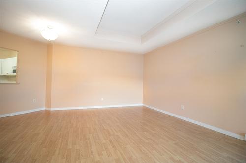 403-303 Whitman Road, Kelowna, BC - Indoor Photo Showing Other Room