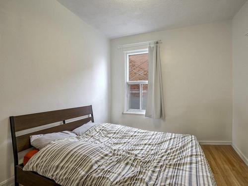 Chambre Ã Â coucher - 4912  - 4918 Rue St-Denis, Montréal (Le Plateau-Mont-Royal), QC - Indoor Photo Showing Bedroom