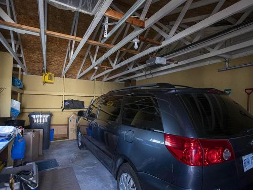 289 Fairbank Place S, Thunder Bay, ON - Indoor Photo Showing Garage