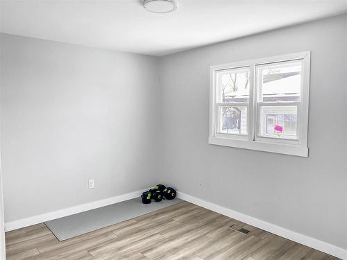 285 Algonquin Avenue S, Thunder Bay, ON - Indoor Photo Showing Other Room