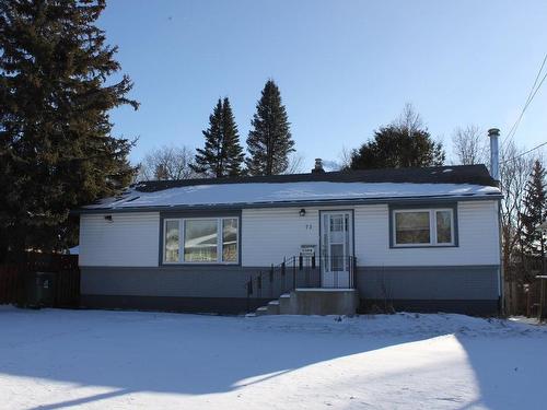 73 Carl Avenue, Thunder Bay, ON - Outdoor