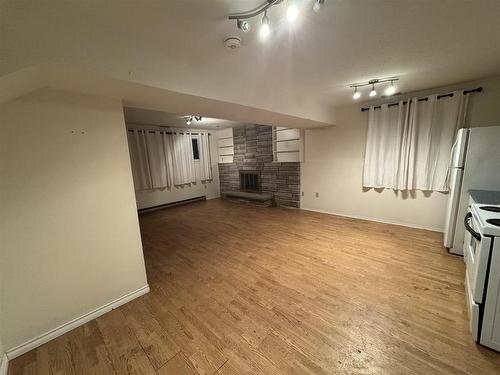 946 John Street, Thunder Bay, ON - Indoor Photo Showing Kitchen