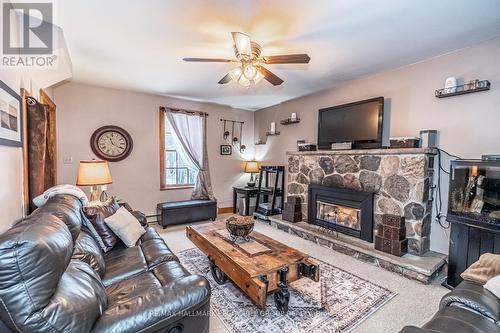 1016 Manson Lane, Gravenhurst, ON - Indoor Photo Showing Living Room With Fireplace