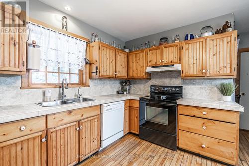 1016 Manson Lane, Gravenhurst, ON - Indoor Photo Showing Kitchen With Double Sink