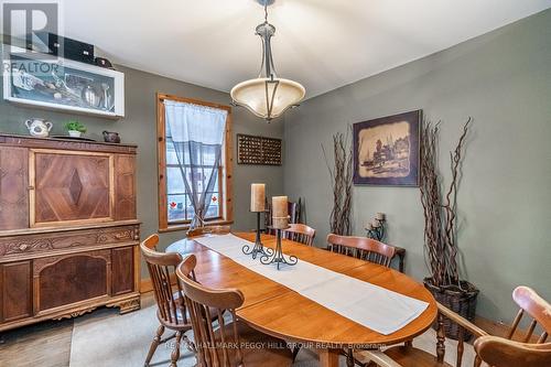 1016 Manson Lane, Gravenhurst, ON - Indoor Photo Showing Dining Room