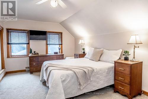 1016 Manson Lane, Gravenhurst, ON - Indoor Photo Showing Bedroom