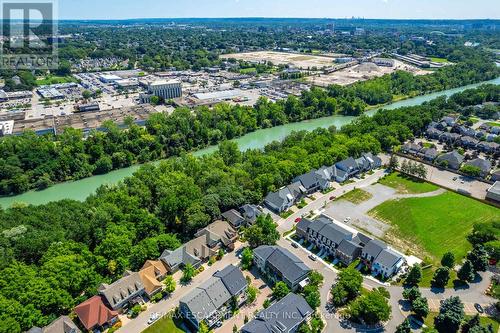 27 Willow Bank Common, St. Catharines, ON - Outdoor With View