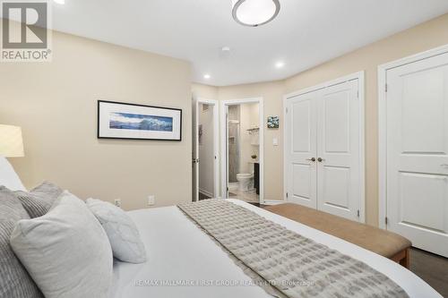 5 Benjamin Way, Whitby, ON - Indoor Photo Showing Bedroom