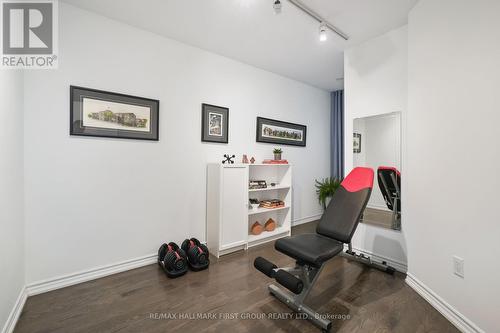 5 Benjamin Way, Whitby, ON - Indoor