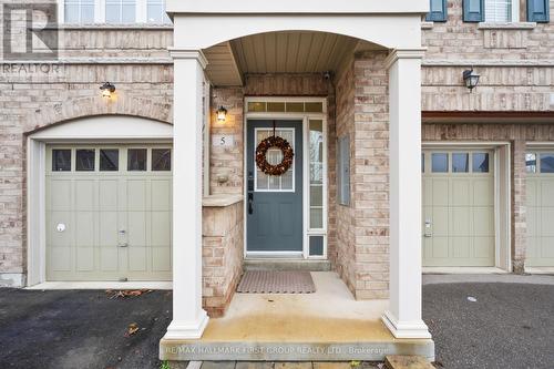 5 Benjamin Way, Whitby, ON - Outdoor