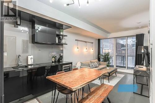 807 - 70 Temperance Street, Toronto, ON - Indoor Photo Showing Kitchen With Upgraded Kitchen