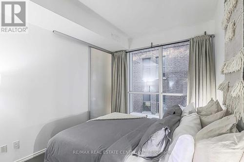 807 - 70 Temperance Street, Toronto, ON - Indoor Photo Showing Bedroom