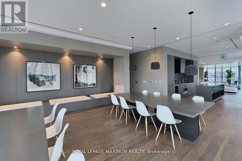 724 - 12 Bonnycastle Street, Toronto, ON - Indoor Photo Showing Dining Room