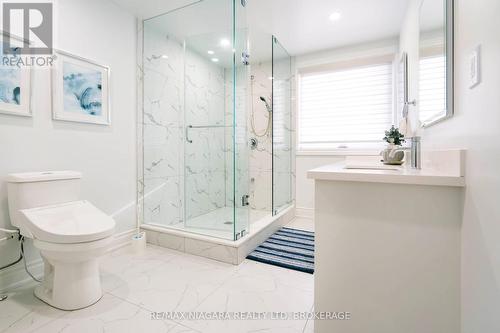 4845 North Service Road, Lincoln (981 - Lincoln Lake), ON - Indoor Photo Showing Bathroom