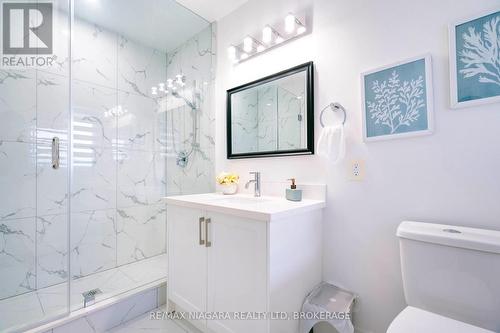 4845 North Service Road, Lincoln (981 - Lincoln Lake), ON - Indoor Photo Showing Bathroom