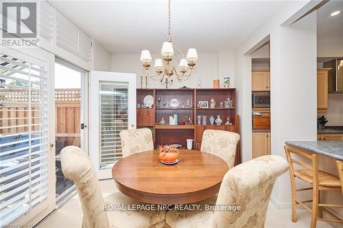 35 - 88 Lakeport Road, St. Catharines (438 - Port Dalhousie), ON - Indoor Photo Showing Dining Room