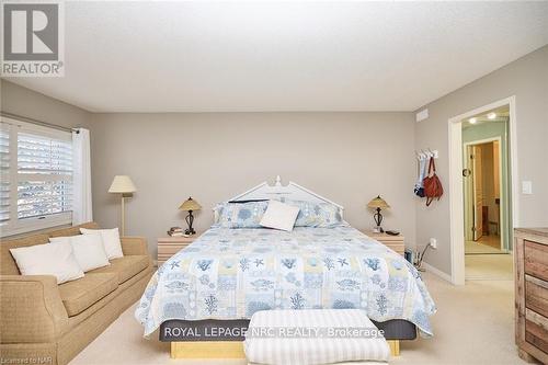 35 - 88 Lakeport Road, St. Catharines (438 - Port Dalhousie), ON - Indoor Photo Showing Bedroom