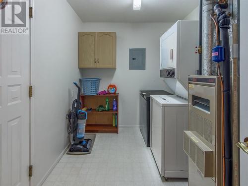 3333 South Main Street Unit# 138, Penticton, BC - Indoor Photo Showing Laundry Room