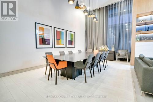 824 - 295 Adelaide Street W, Toronto, ON - Indoor Photo Showing Dining Room