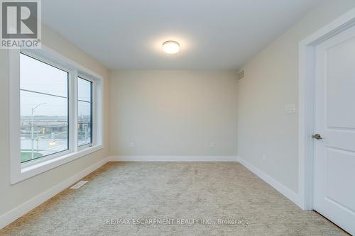 14 - 2273 Turnberry Road, Burlington, ON - Indoor Photo Showing Other Room