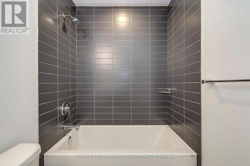 14 - 2273 Turnberry Road, Burlington, ON - Indoor Photo Showing Bathroom