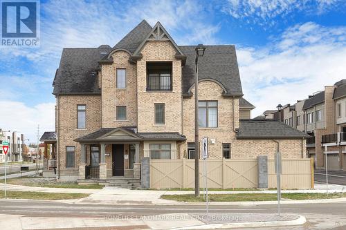 25 York Downs Boulevard, Markham, ON - Outdoor With Facade