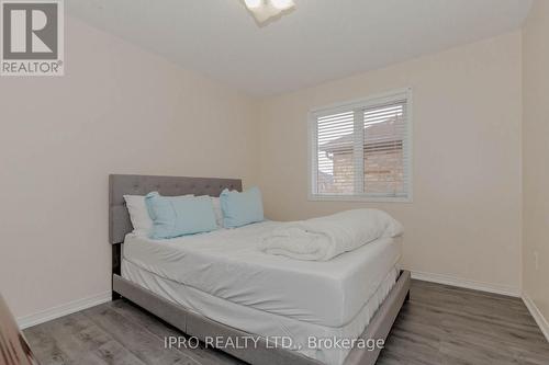 3243 Flagstone Drive, Mississauga, ON - Indoor Photo Showing Bedroom