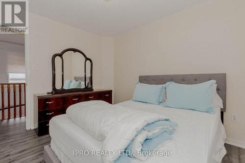 3243 Flagstone Drive, Mississauga, ON - Indoor Photo Showing Bedroom