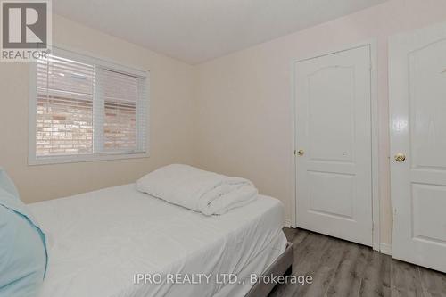 3243 Flagstone Drive, Mississauga, ON - Indoor Photo Showing Bedroom