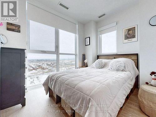 1705 - 2550 Simcoe Street N, Oshawa, ON - Indoor Photo Showing Bedroom