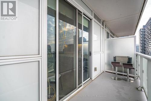 2711 - 101 Erskine Avenue W, Toronto, ON - Outdoor With Balcony With Exterior