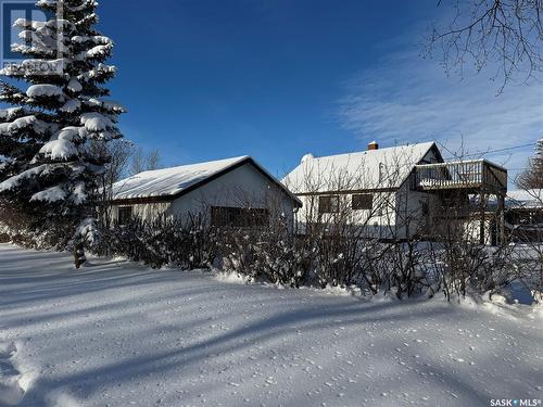 205 Main Street, Foam Lake, SK - Outdoor