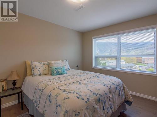 3388 Skaha Lake Road Unit# 403, Penticton, BC - Indoor Photo Showing Bedroom