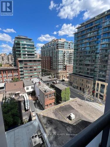 810 - 158 Front Street E, Toronto, ON - Outdoor With View