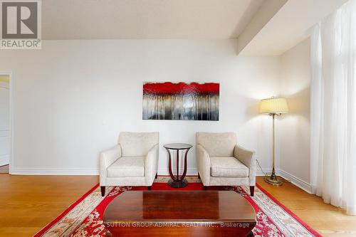 1502 - 1101 Leslie Street, Toronto, ON - Indoor Photo Showing Living Room