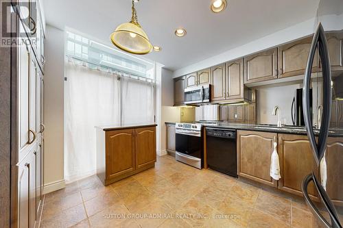 1502 - 1101 Leslie Street, Toronto, ON - Indoor Photo Showing Kitchen With Stainless Steel Kitchen