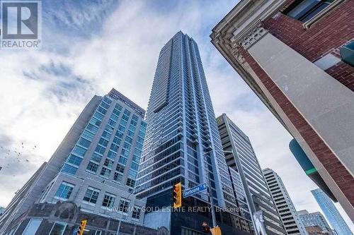 5210 - 395 Bloor Street E, Toronto, ON - Outdoor With Facade