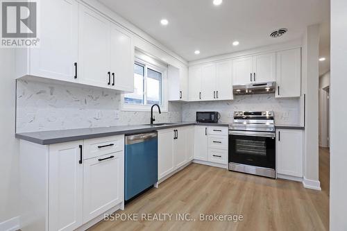 Main - 74 Valdez Court, Oshawa, ON - Indoor Photo Showing Kitchen