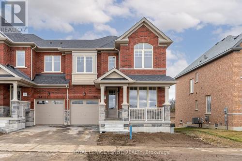 231 Jim Mortsons Drive, East Gwillimbury, ON - Outdoor With Facade