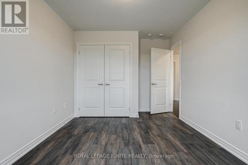 231 Jim Mortsons Drive, East Gwillimbury, ON - Indoor Photo Showing Other Room