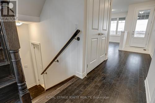 231 Jim Mortsons Drive, East Gwillimbury, ON - Indoor Photo Showing Other Room