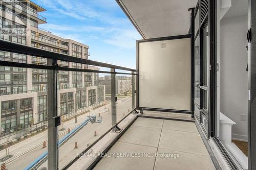 421 - 395 Dundas Street W, Oakville, ON - Outdoor With Balcony With Exterior