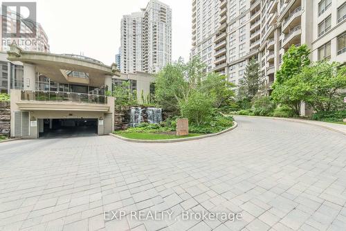 121 - 3888 Duke Of York Boulevard, Mississauga, ON - Outdoor