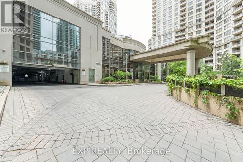 121 - 3888 Duke Of York Boulevard, Mississauga, ON - Outdoor