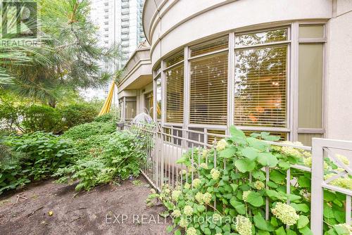 121 - 3888 Duke Of York Boulevard, Mississauga, ON - Outdoor