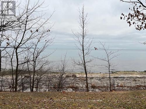 2823 Lakeshore Road, Haldimand, ON 