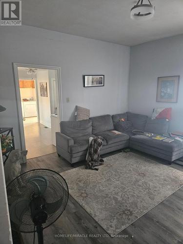 24 Main Street N, Halton Hills, ON - Indoor Photo Showing Living Room