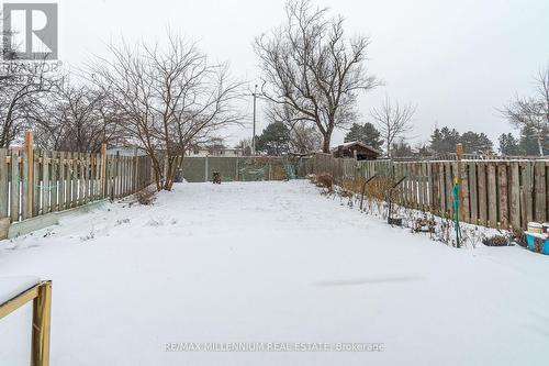 399 Hansen Road, Brampton, ON - Outdoor With Backyard