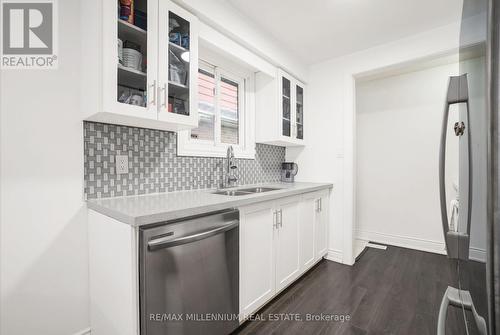 399 Hansen Road, Brampton, ON - Indoor Photo Showing Kitchen With Double Sink